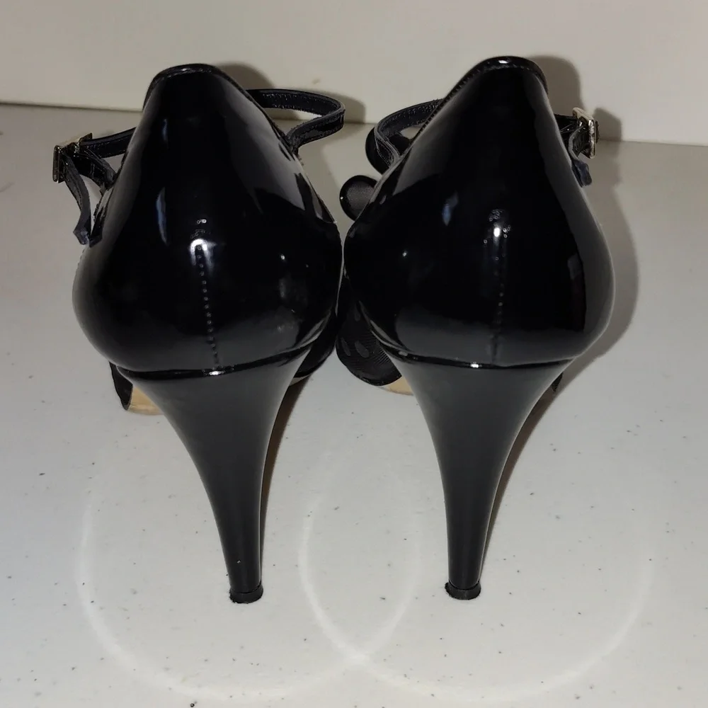 Kate Spade Didi Mesh Polka Dot PeepToe Size 9 black